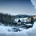 Aparthotel Karkonoskie Widoki 3*